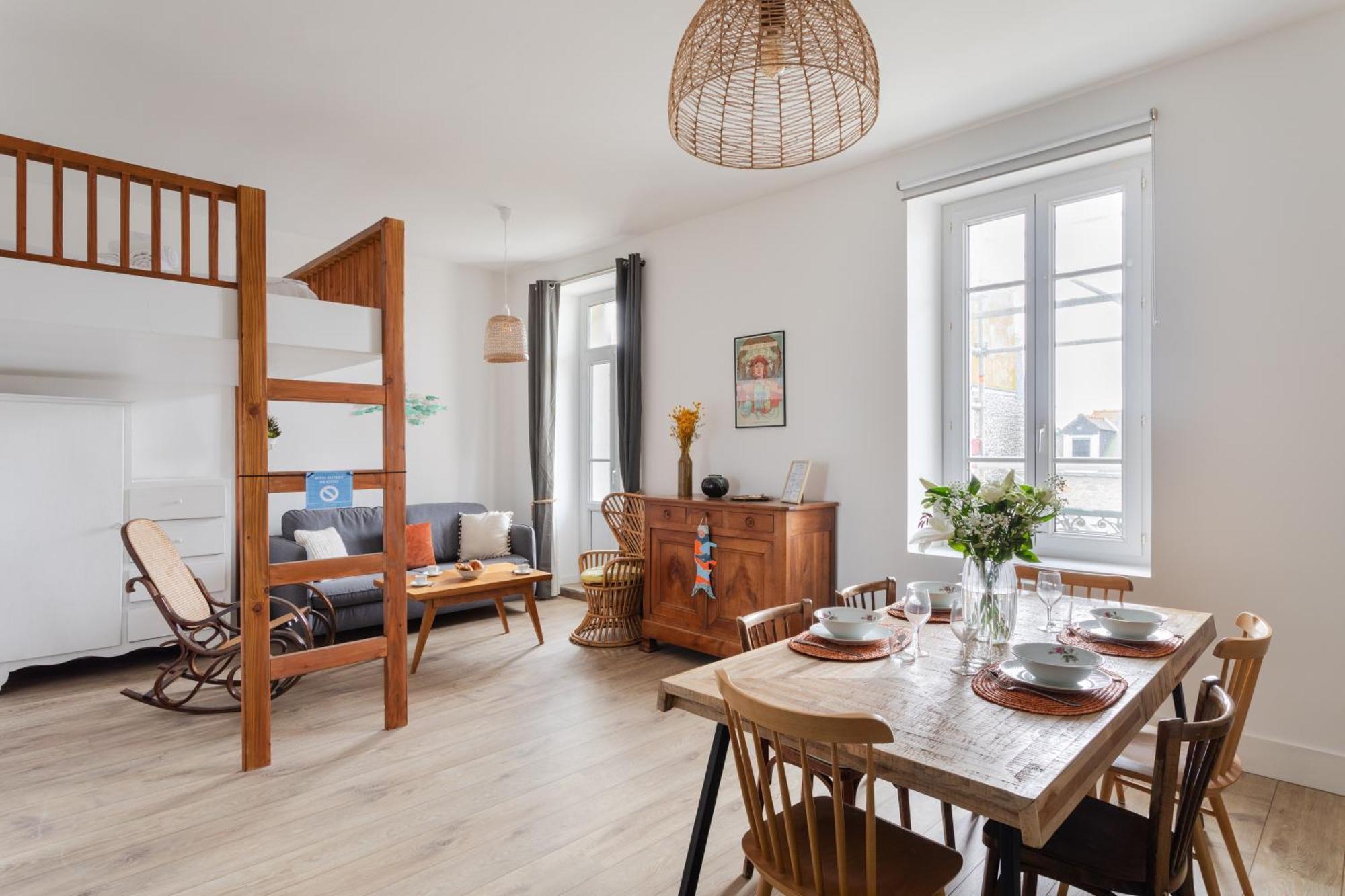 Coquillages Et Crustaces - Avec Balcon Vue Appartement